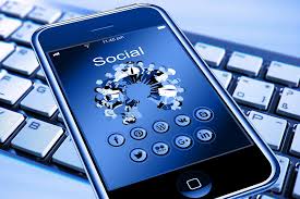 [fraME] Social network: portabilità, socialità e autorialità.